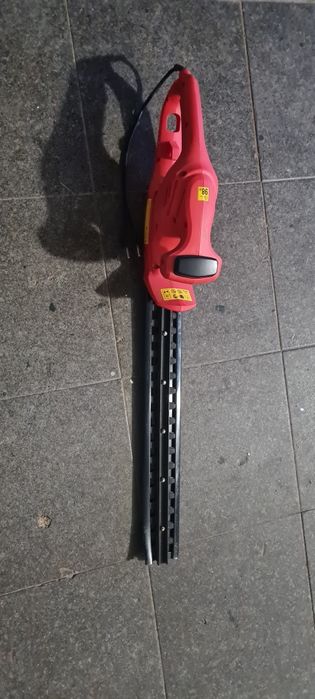 Corta sebes eléctrico