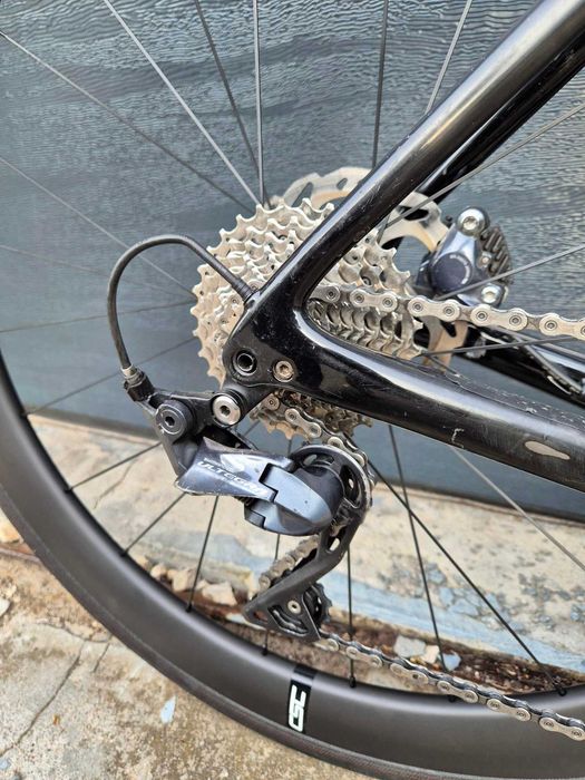 Specialized Roubaix Comp Carbon Ultegra 2x11 – Future Shock – karbonowe koła 50 mm