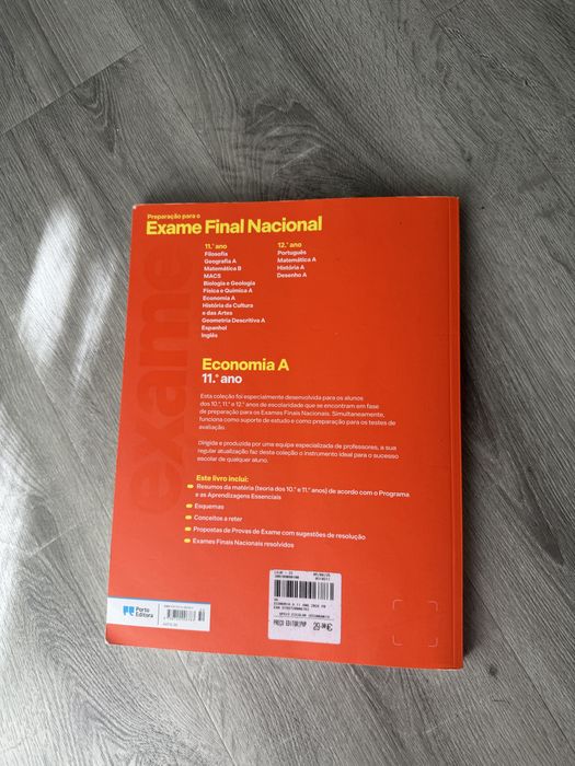 livro preparaçao de exame economia