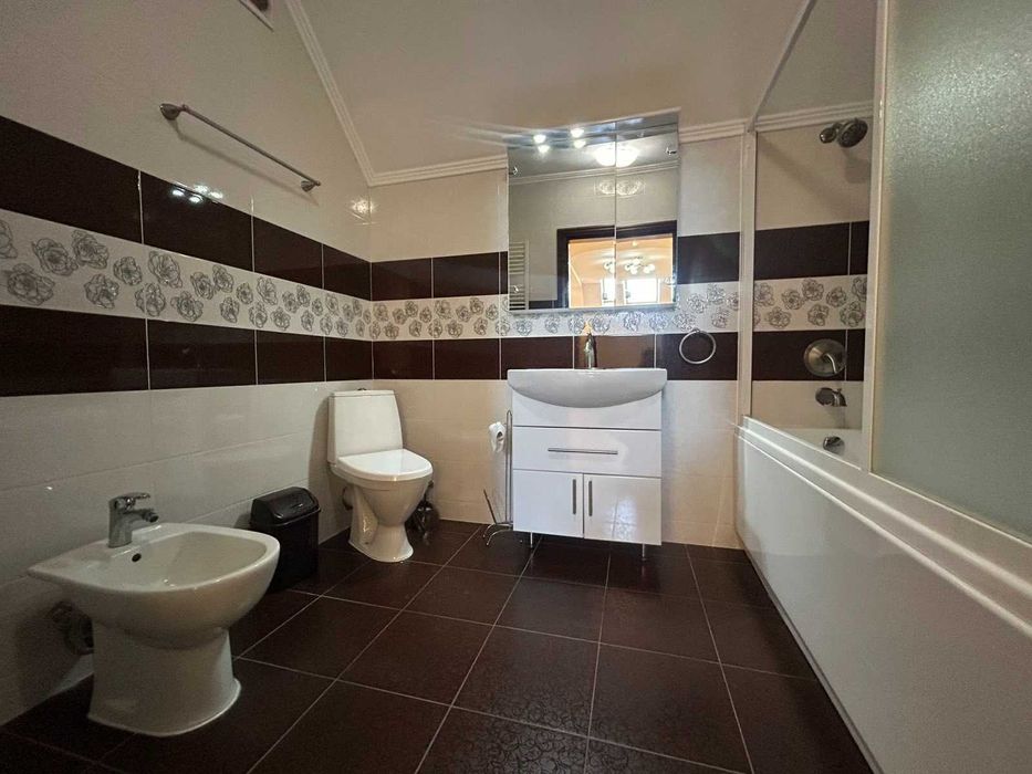 ПРОДАЖ Будиноку  з ЯКІСНИМ  ремонтом та меблями!!!