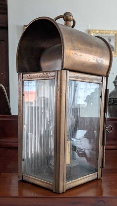 Lanterna antiga vintage