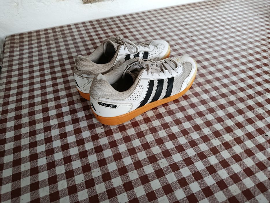 Sapatilhas adidas  para jogar futsal