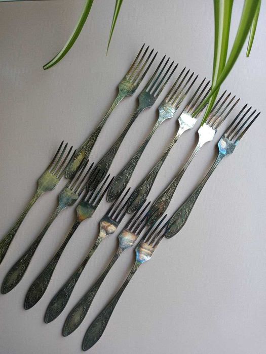 Красивые мельхиоровые вилки производства СССР, цена за 1шт