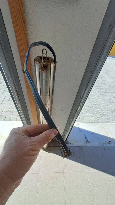 Bomba de água para furo Joval