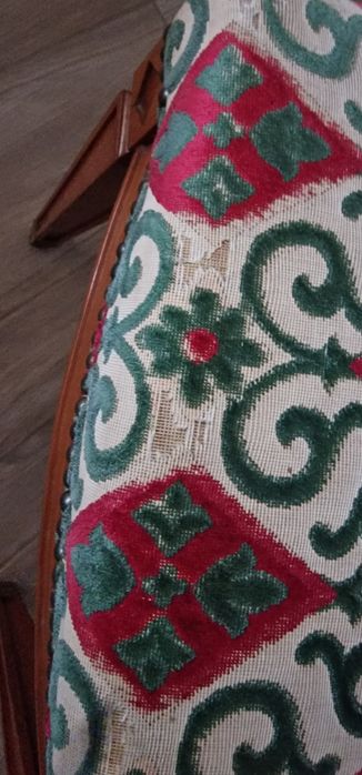 4 cadeiras com classe e requinte