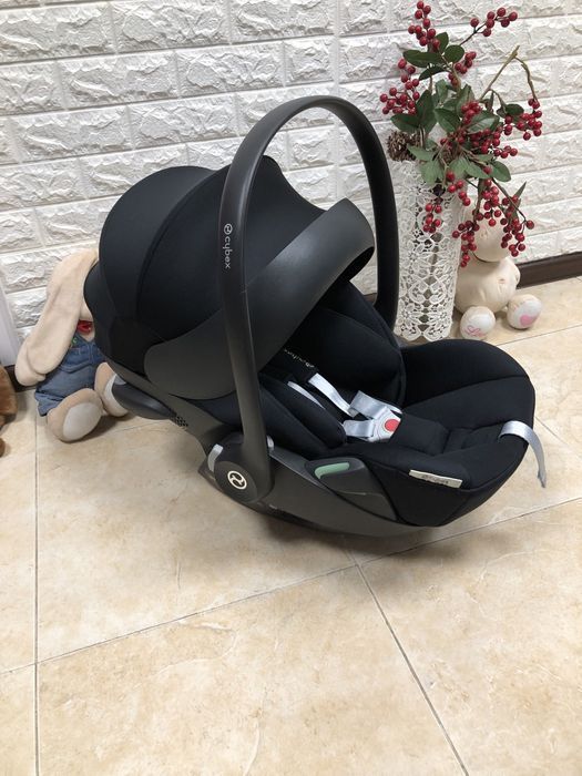 Автокрісло Cybex Cloud G i-Size Група 0+ (0-13 кг) сайбекс