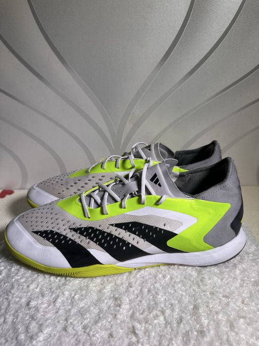 Футзалки Adidas Predator Accuracy