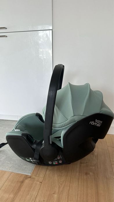 Britax Romer Baby-Safe PRO - fotelik samochodowy i-Size + Adaptery!