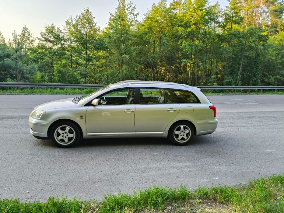 Toyota Avensis 2.0
