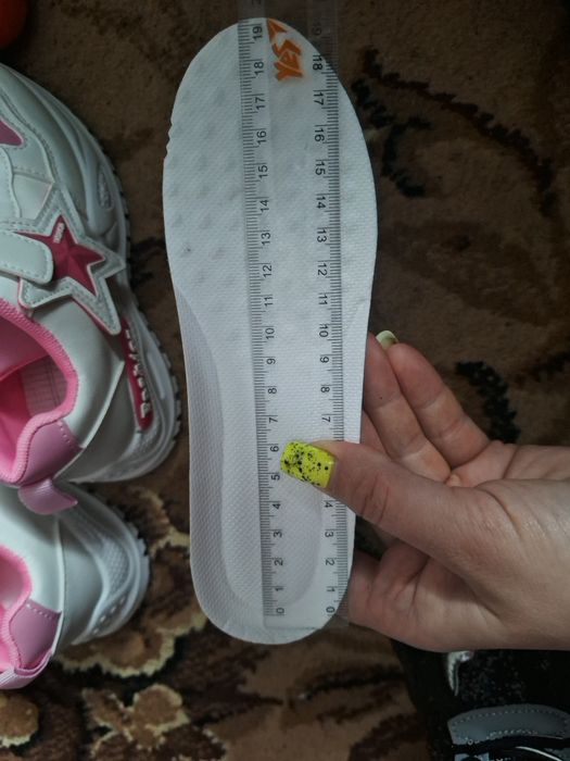 Новв Жіночі кросівки