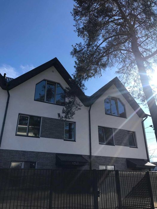 Продам таун Сертифікат Газ Центральні комунікації Без Комісії