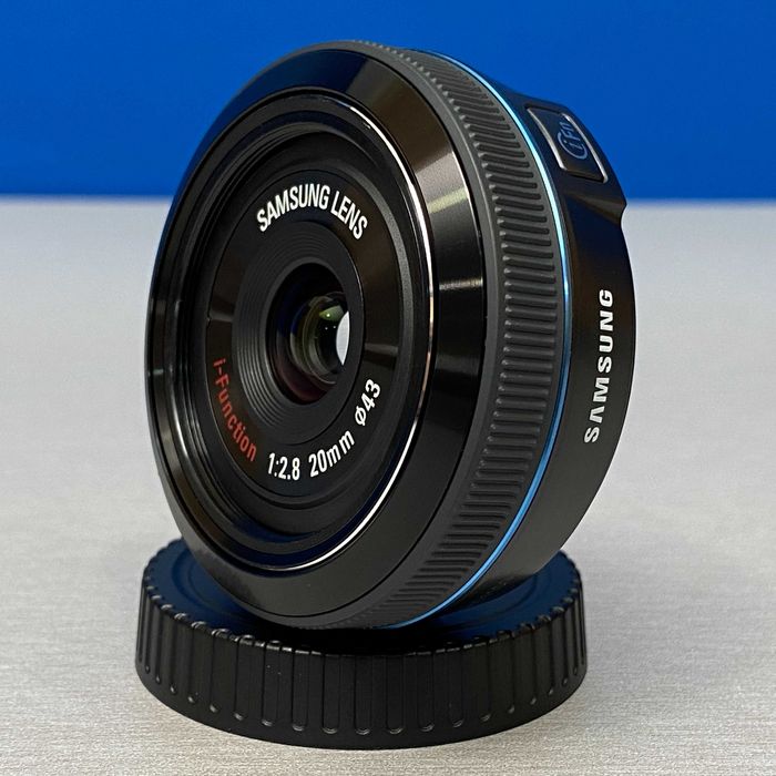 Samsung NX 20mm f/2.8 i-Function