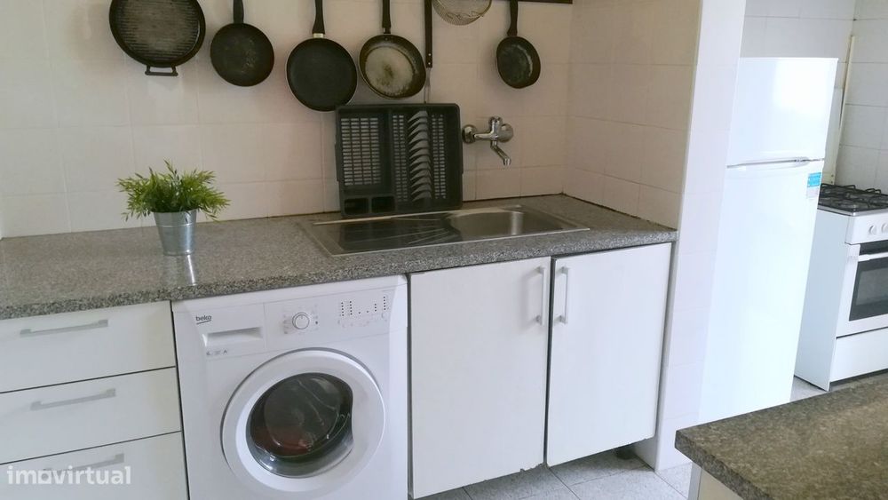 Quarto com varanda Pólo I