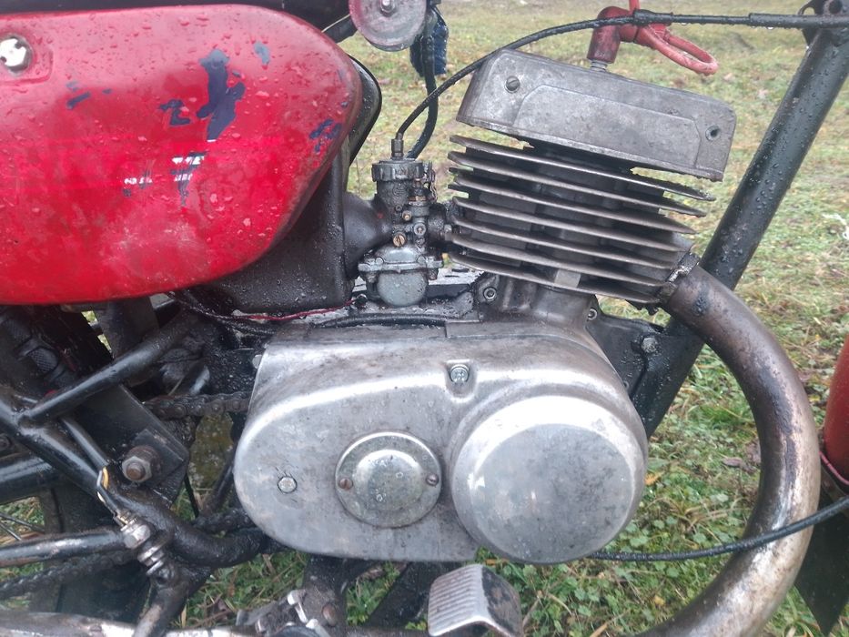 Продам мотоцикл мінск на запчастини