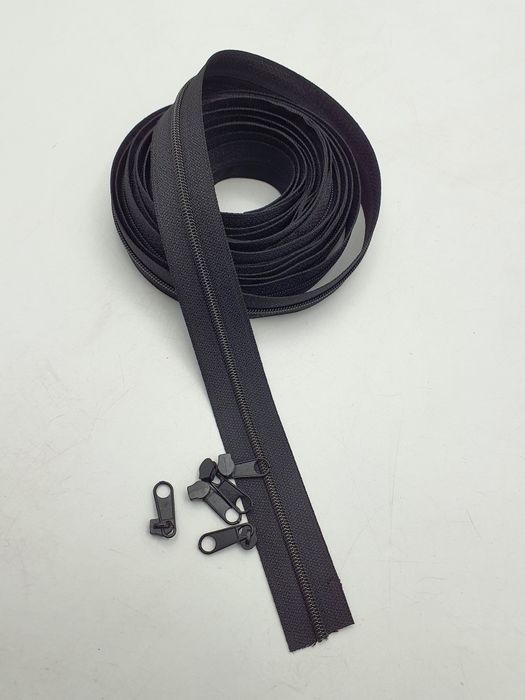 Zamek czarny z ozdobną żyłką zestaw 5 m.+ 5 maszynek