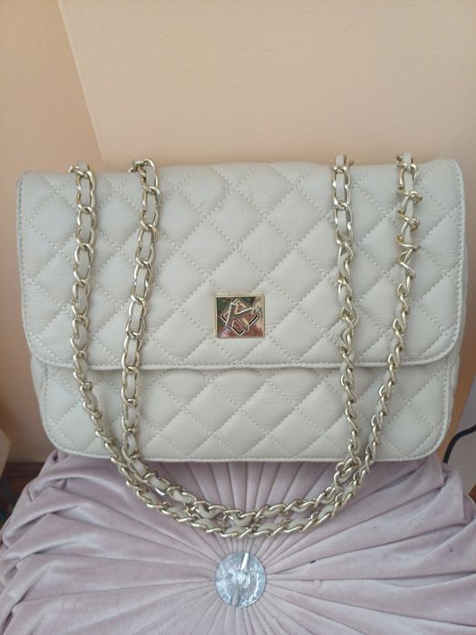 Piękna kremowa torebka Kazar