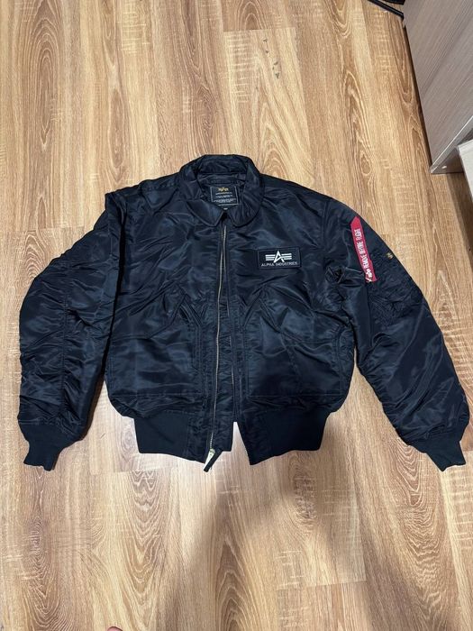 Орігнальный  бобмер новый: Alpha industries CWU 45