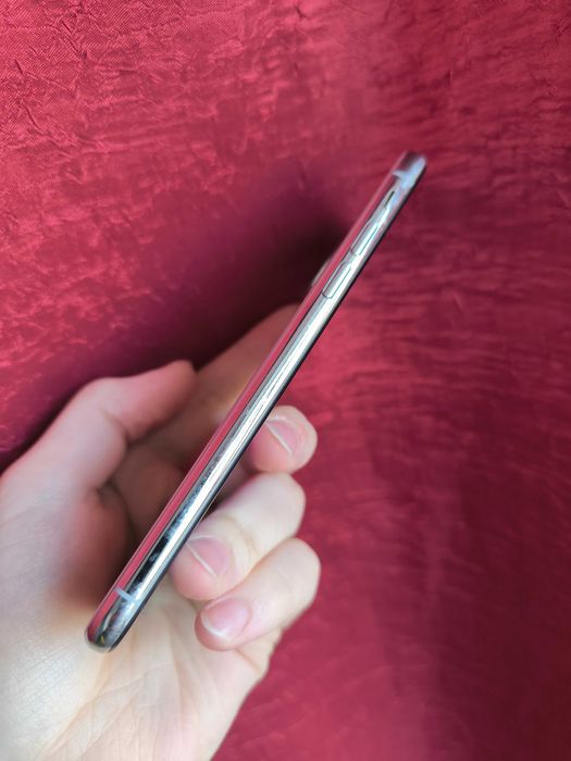 iPhone XS 64 Гб Neverlock