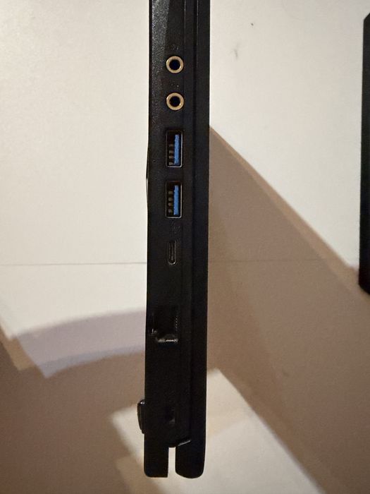 MSI GF63 Thin 8RCS | i5-8300H | GTX 1050 | 16 GB RAM.