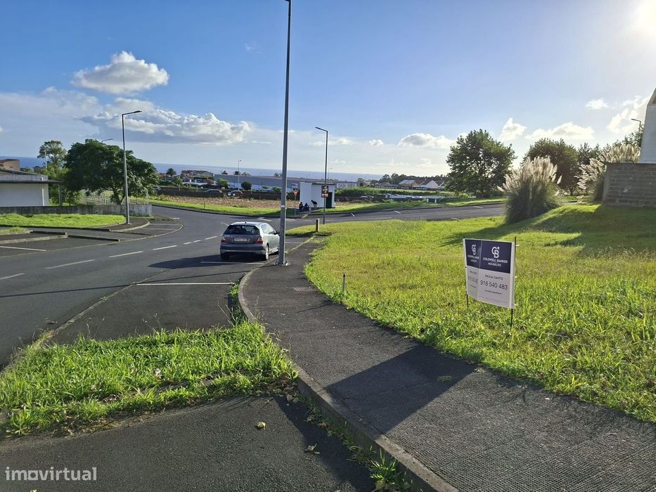 Lote Urbano no Arrifes Ponta Delgada com Projeto