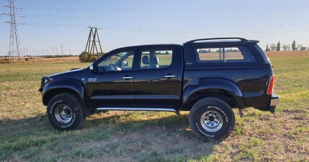 Toyota Hilux 3.0 D-4D Sol