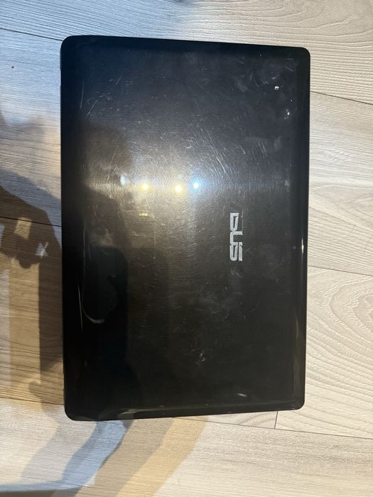Laptop używany ASUS