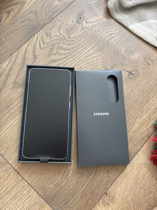 Telefon samsung S25