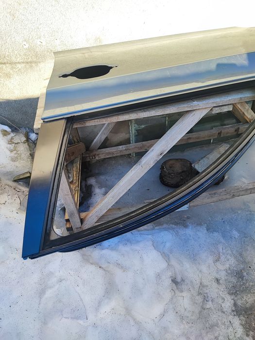 Передні двері BMW E60