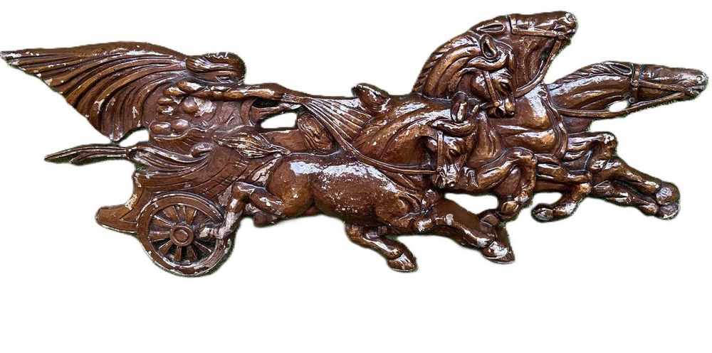 Painel de parede antigo,  Quadriga de Cavalos em aluminio