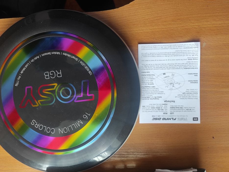 Акумуляторний літаючий диск tosy 16 million colours, 36 світлодіодів