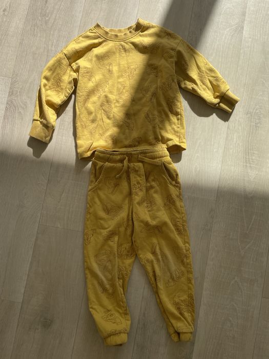 Костюм на хлопчика з 86 см до 104 см