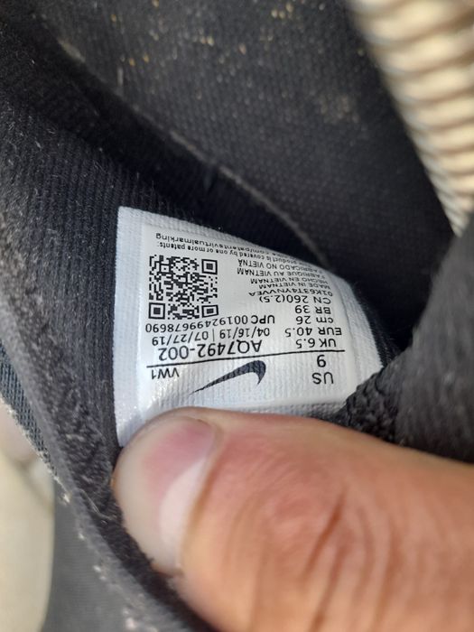 Кросовки Nike Wmns Air Max Bella ..розмір 40.5 довж.уст.25.см
