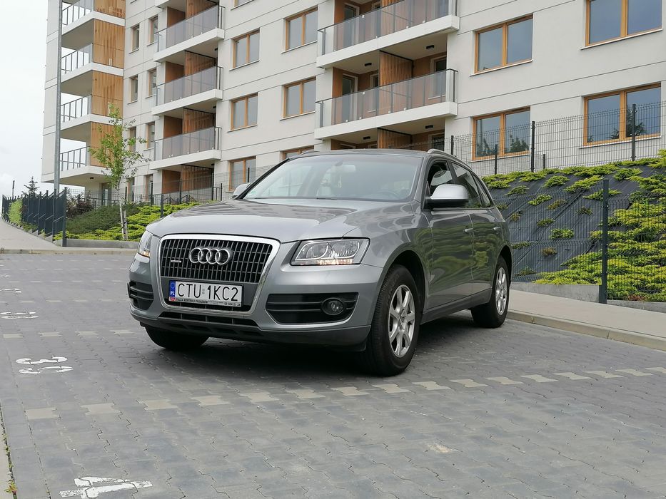 Audi Q5 / 2011 / Quattro / 2.0 TDI / Manual ///