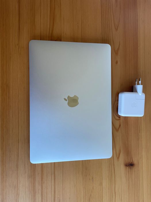 MacBook Pro 13” (2019) – Excelente estado!64584392478337123