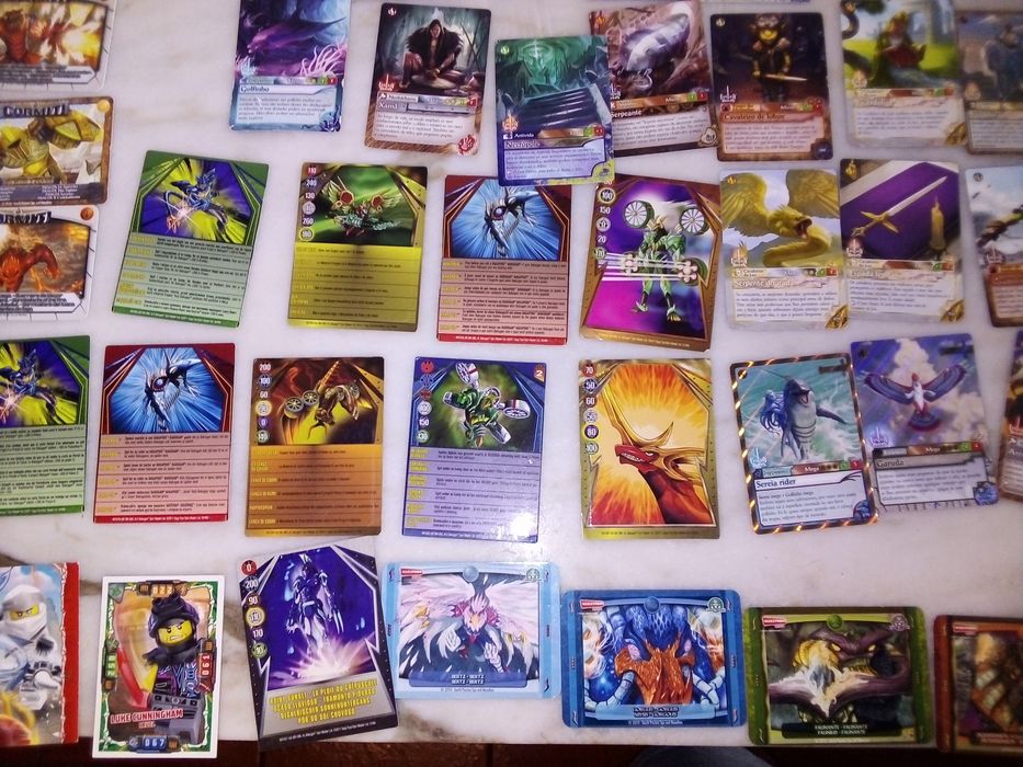 Conjunto de Cartas/Cromos/Coleccionáveis Diversos