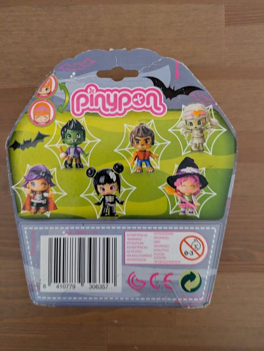 Nova e Selada - Figura Pinypon Monsters