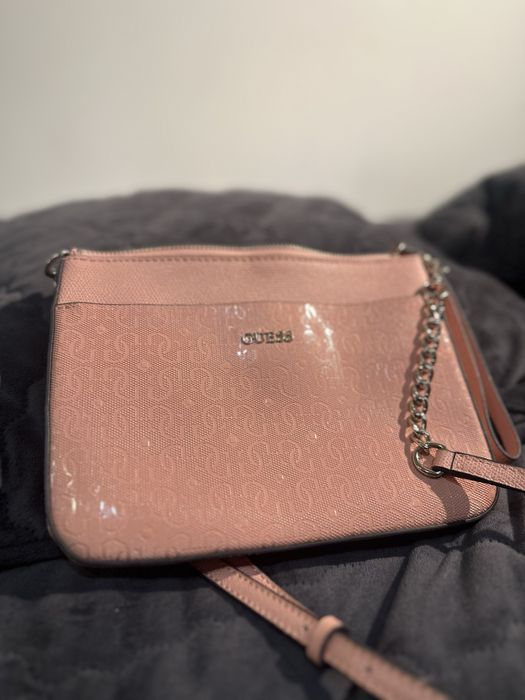 Torebka Marki Guess