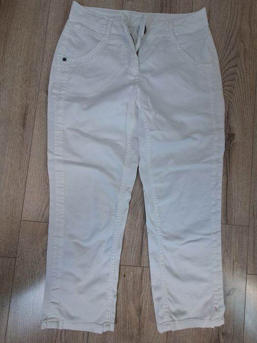 Spodnie biale 7/8