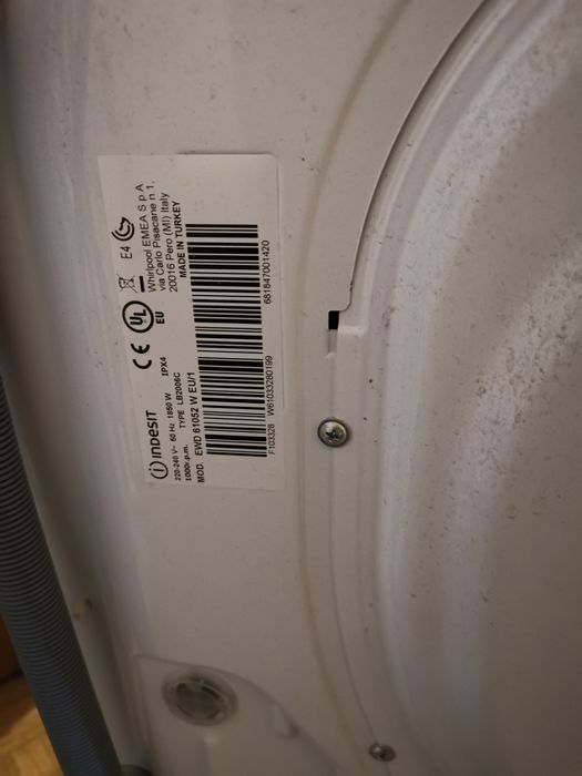 Sprzedam pralkę firmy Indesit w bardzo dobrym stanie.