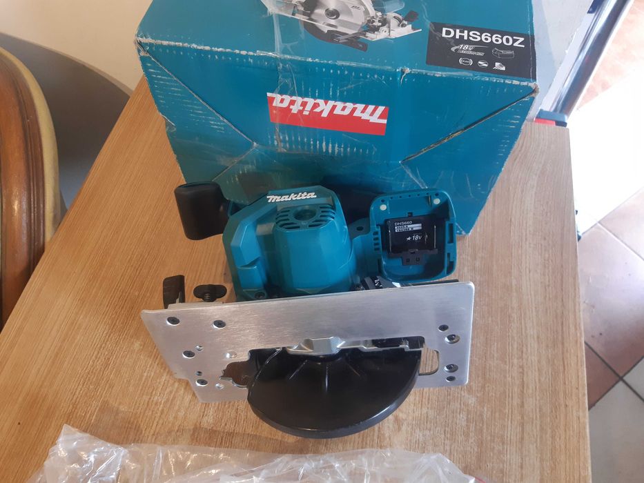Pilarka tarczowa 18V Makita DHS660
