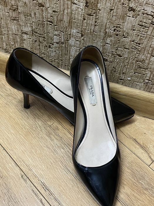 Prada класичні туфлі