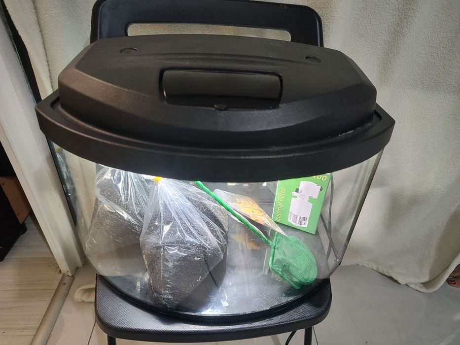 Akwarium do rybek pojemność 30l...