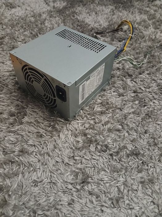 Zasilacz komputerowy 320w +4kable