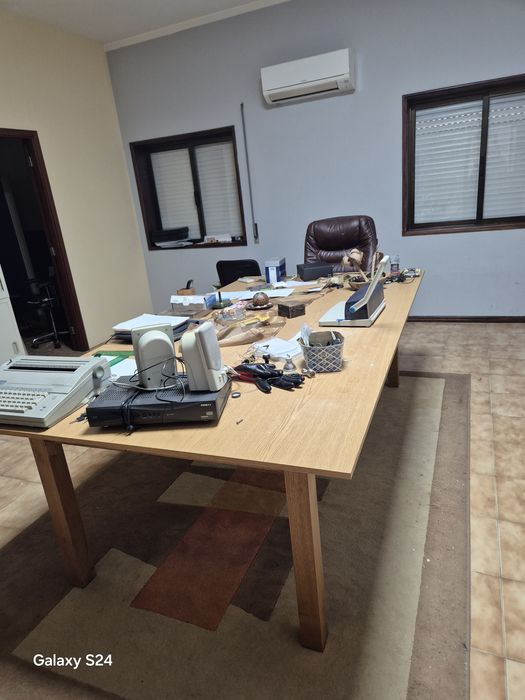 Mobiliário escritório variado