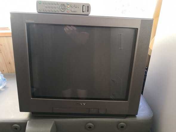 Sony Trinitron KV21fx20