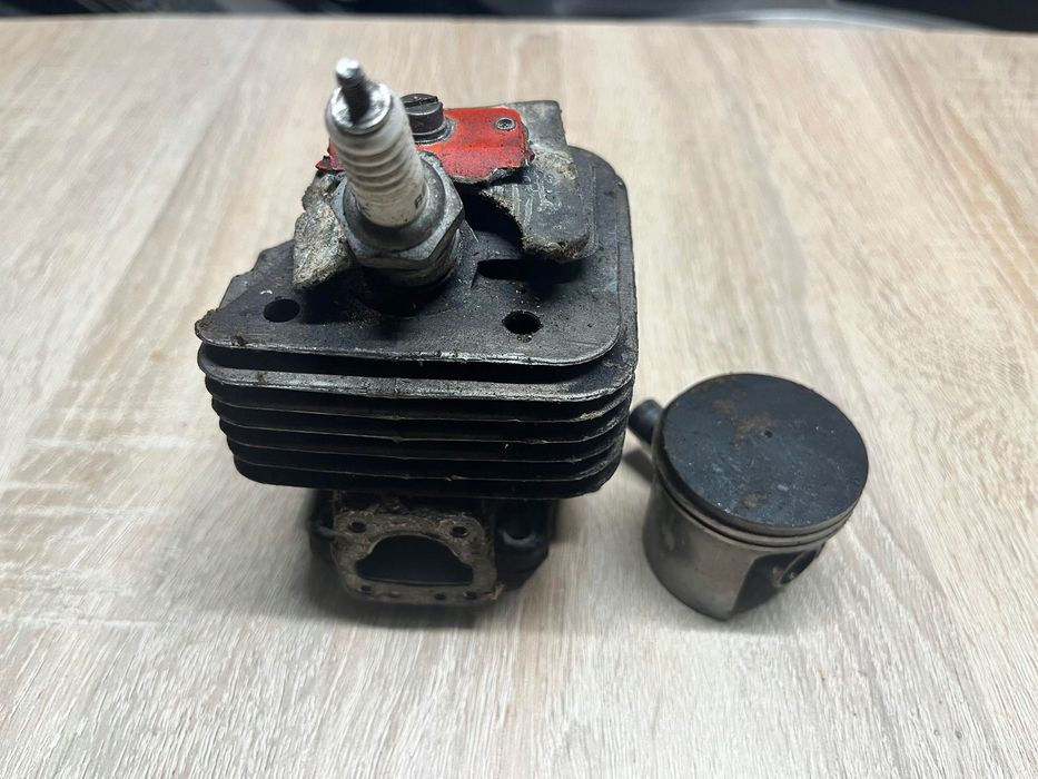 Stihl 08 08S Cylinder Tłok Komplet