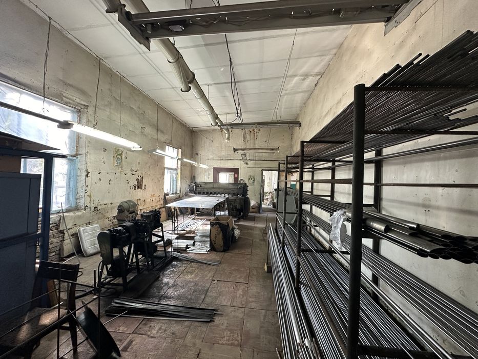 Оренда приміщення вільного призначення в пригороді Тернополя.