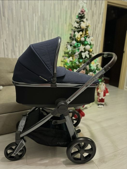 Коляска BabyStyle Oyster 3 , три в одному .