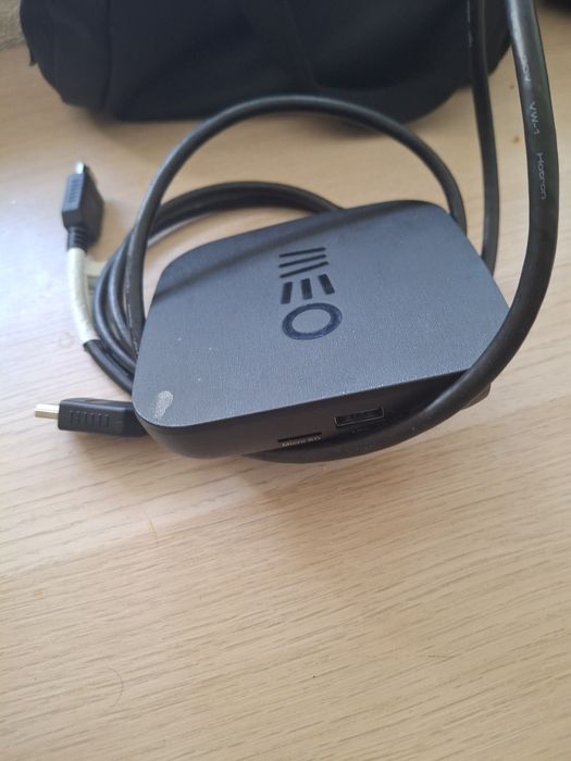BOX ANDOID  Meo + ficha  + Cabo Hdmi+ COMANDO