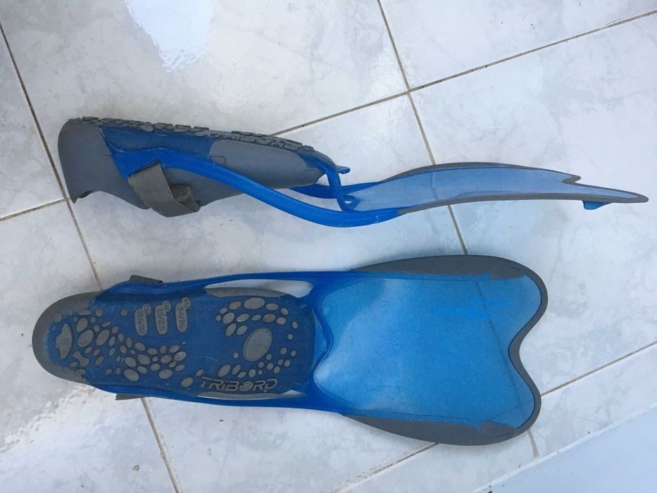 Barbatanas azuis 34-35 Tribord
